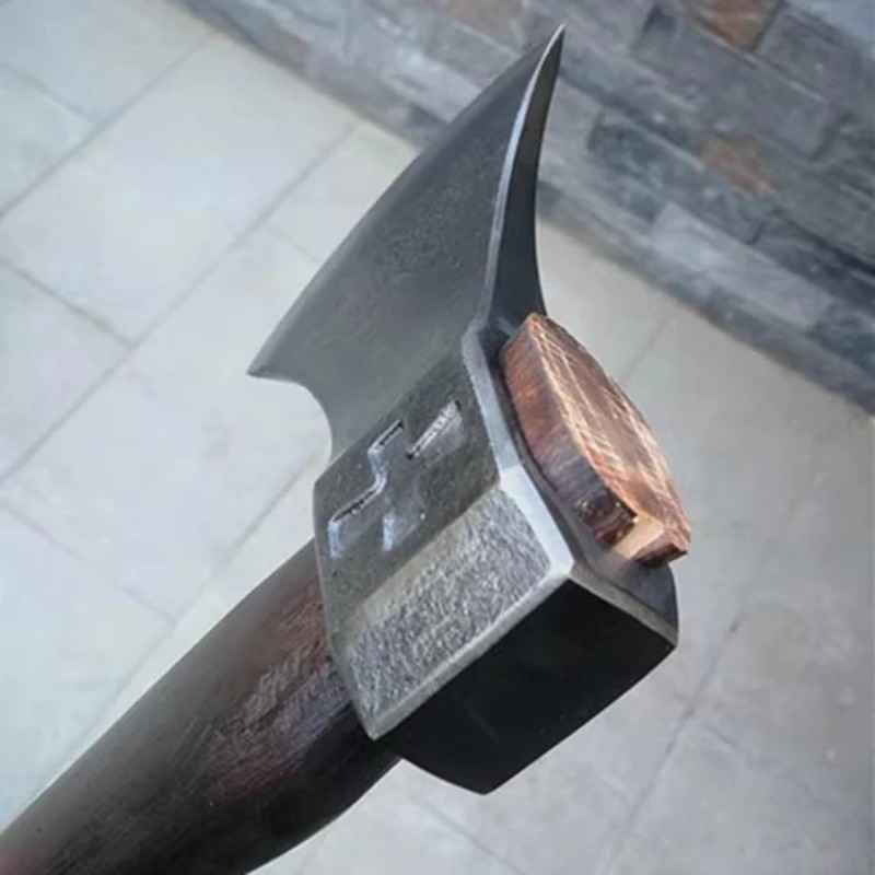 Скандинавский Tomahawk, кованы – обзор и цена Camp Axe Hatchet